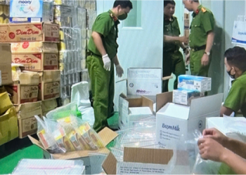 Tổng giám đốc công ty cổ phần sữa Hà Lan bị bắt vì sản xuất hàng giả